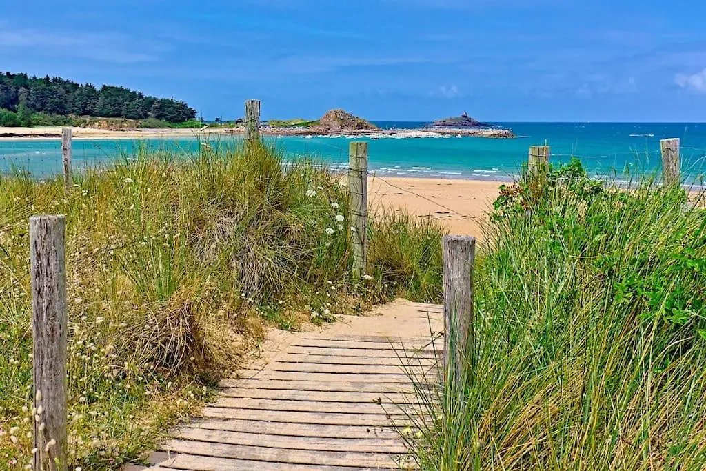 En Vacances Simone ! Plurien France